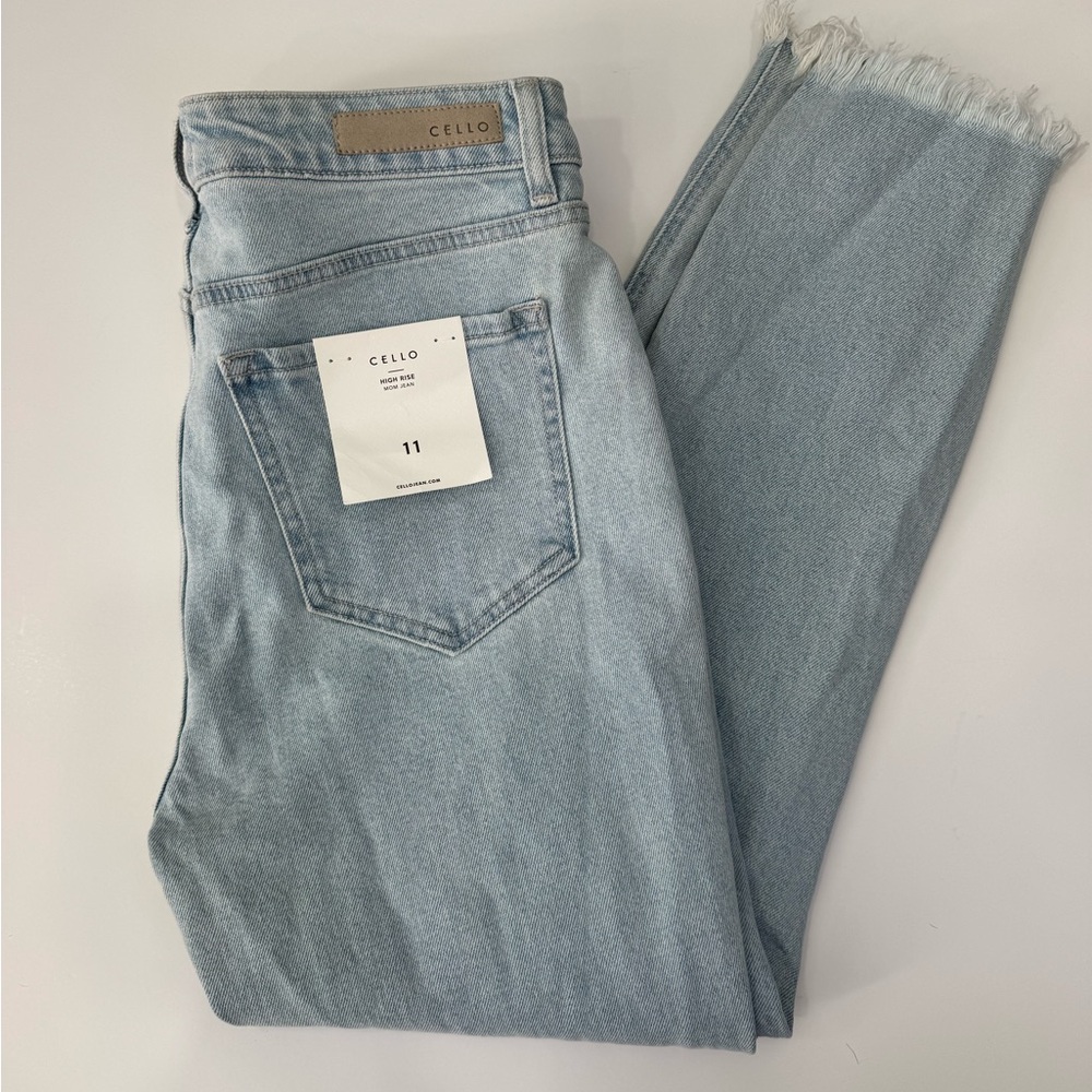 Cello High Rise Mom Distressed